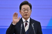 赤峰重回青瓦台 复苏经济 弥合社会裂痕 韩国新总统有哪些执政计划？