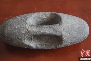 赤峰新疆兵团第五师双河市发现疑似新石器时代石器